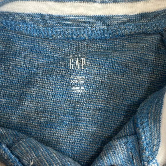 Gap NWT Lot of 2. Heathered Henley Long Sleeve Tees. Green & Light Blue - Picture 4 of 13